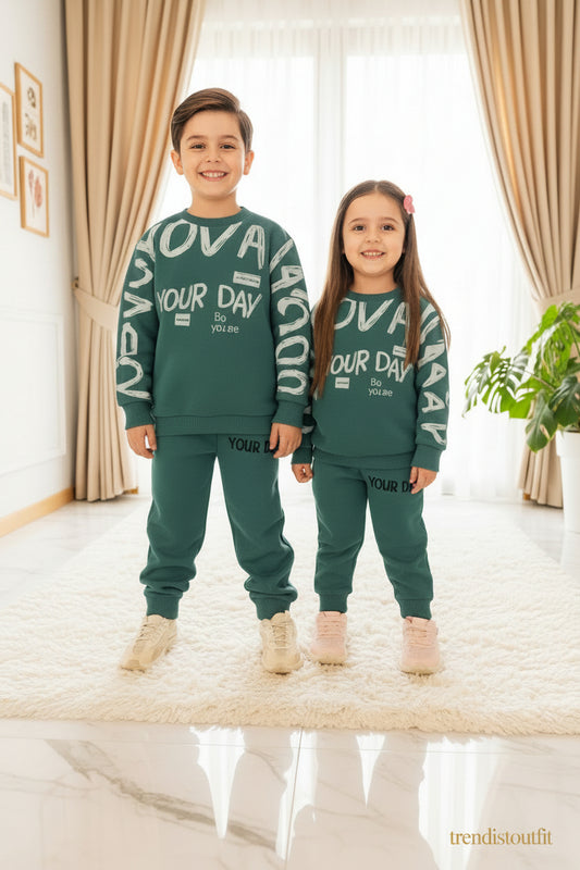 GREEN : YOUR DAY PRINTED WINTER SWEETSHIRT SET